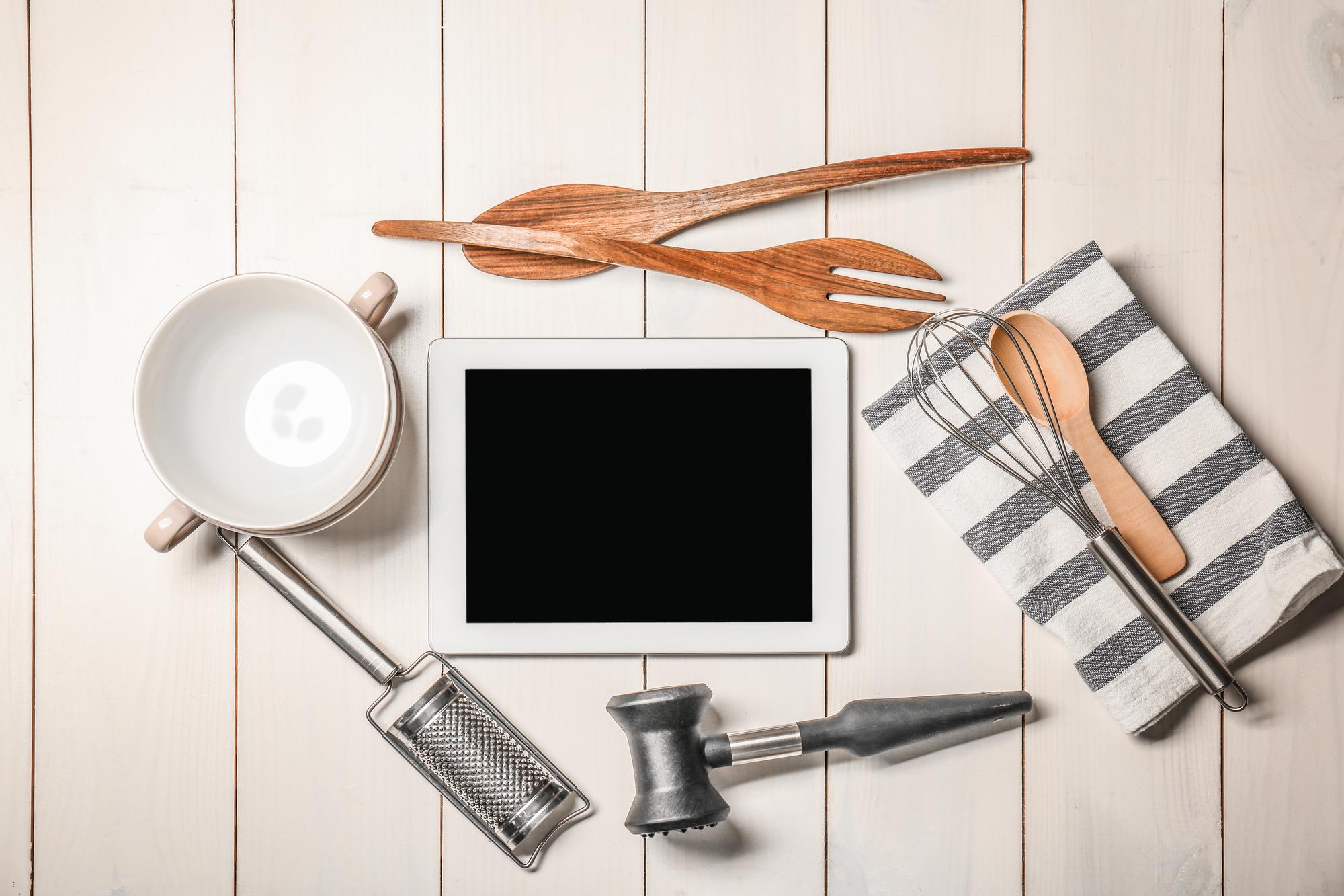 Set di utensili e ingredienti